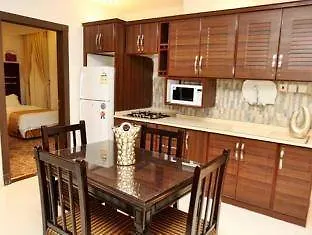 شقة فندقية الرياض ريست نايت للأجنحة الفندقية - التعاون حسين بن علي