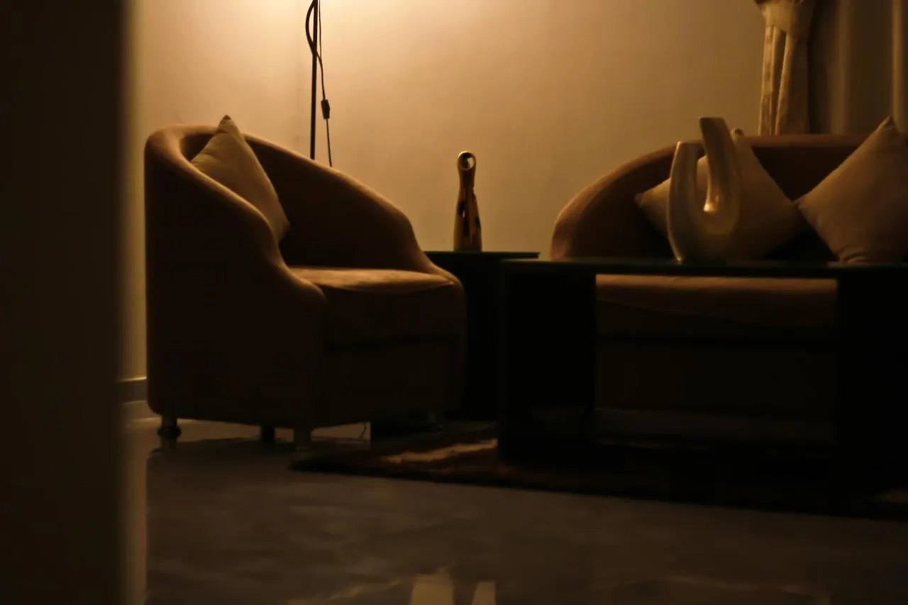Rest Night Hotel Suites - Al Ta'Awon-Hussin Bin Ali Riyadh 2*,  Saudi Arabia